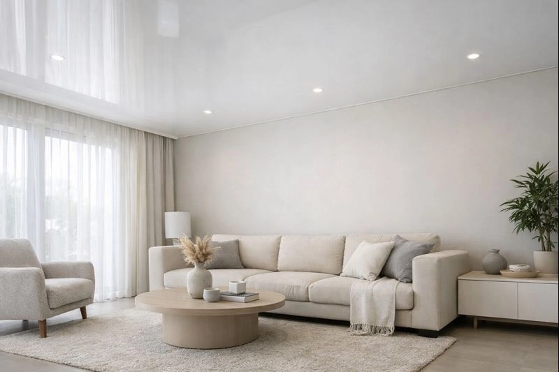 Горит ли натяжной потолок